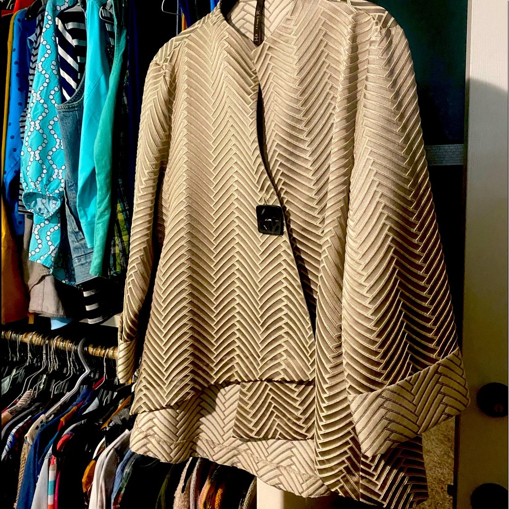 Ladies dress jacket
